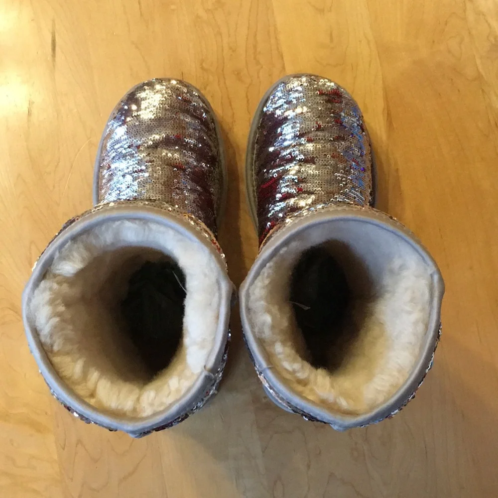 UGG | Short Boots With Flip Sequins & Genuine Sheepskin Lining
